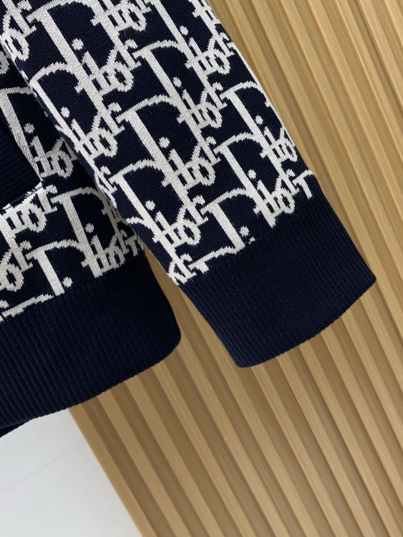 chr1st1an D10r sweaters